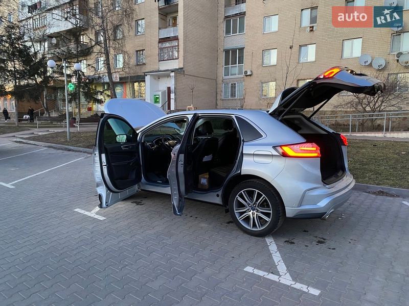 Внедорожник / Кроссовер Ford Edge 2019 в Могилев-Подольске