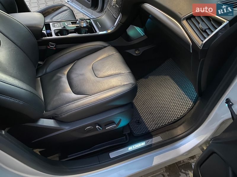 Внедорожник / Кроссовер Ford Edge 2019 в Могилев-Подольске