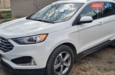 Ford Edge  2021