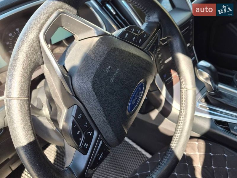 Внедорожник / Кроссовер Ford Edge 2018 в Николаеве