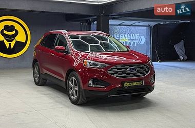 Ford Edge  2021