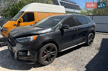 Ford Edge  2021
