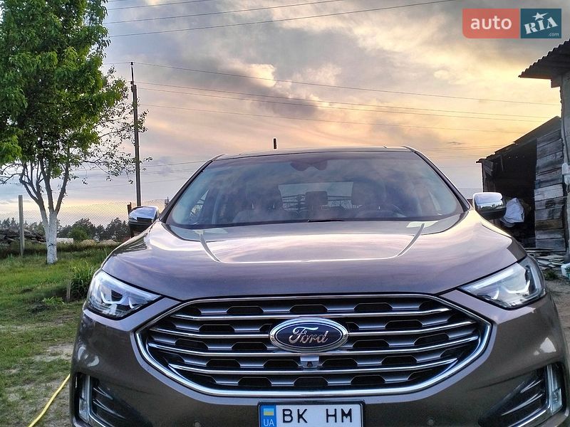 Внедорожник / Кроссовер Ford Edge 2019 в Сарнах