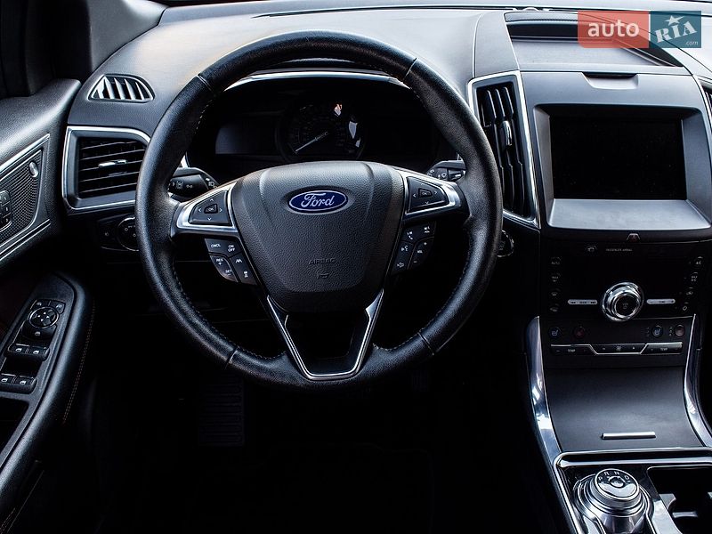 Внедорожник / Кроссовер Ford Edge 2020 в Нововолынске