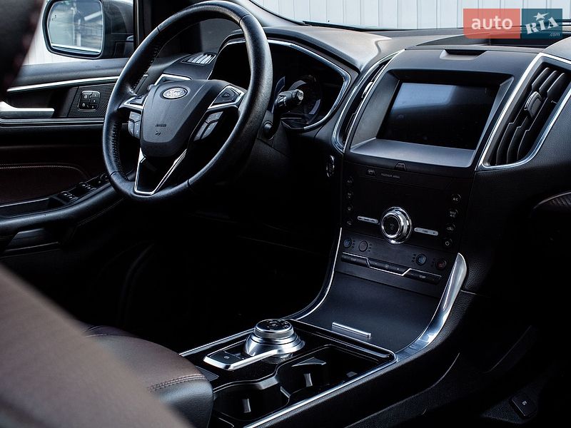 Внедорожник / Кроссовер Ford Edge 2020 в Нововолынске