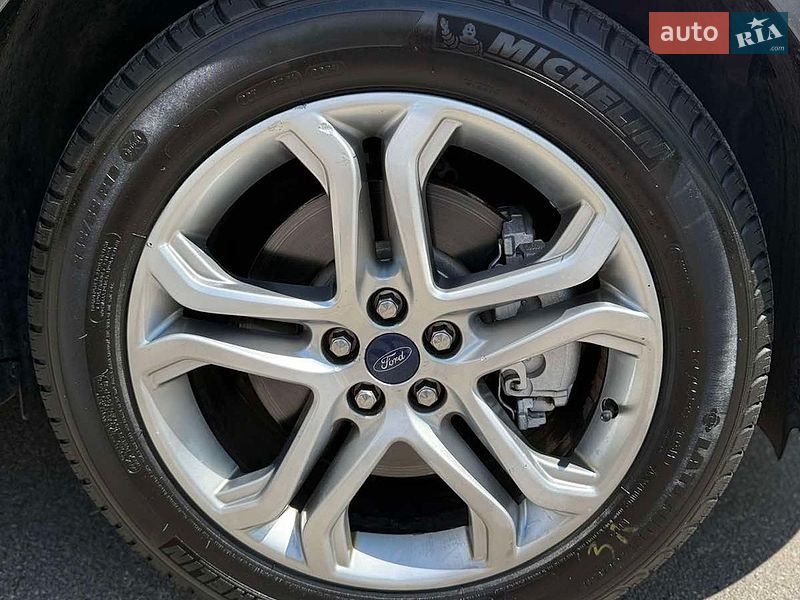 Позашляховик / Кросовер Ford Edge 2017 в Тернополі