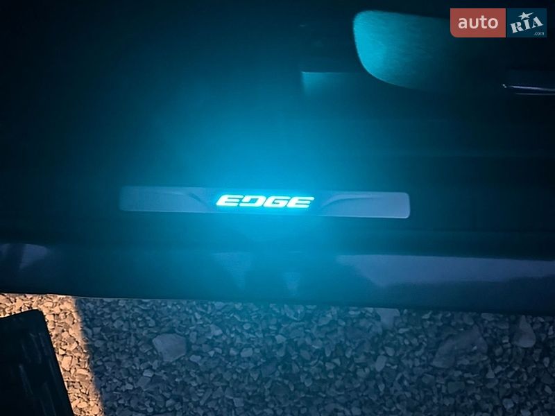 Позашляховик / Кросовер Ford Edge 2017 в Тернополі