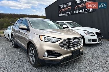 Ford Edge  2021