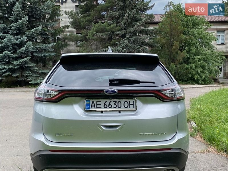 Позашляховик / Кросовер Ford Edge 2015 в Кривому Розі