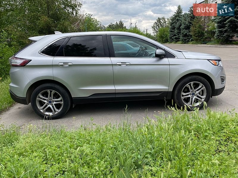 Позашляховик / Кросовер Ford Edge 2015 в Кривому Розі