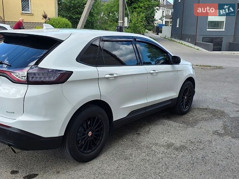 Внедорожник / Кроссовер Ford Edge 2016 в Львове