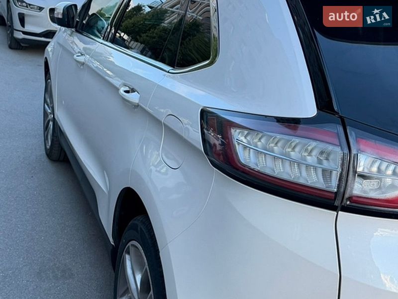 Позашляховик / Кросовер Ford Edge 2016 в Києві