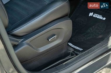 Внедорожник / Кроссовер Ford Edge 2015 в Черновцах