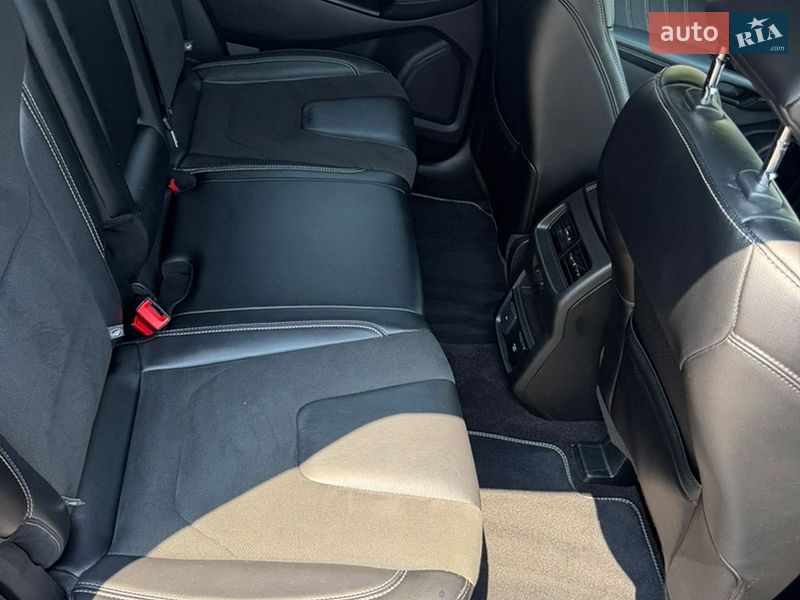 Внедорожник / Кроссовер Ford Edge 2019 в Киеве