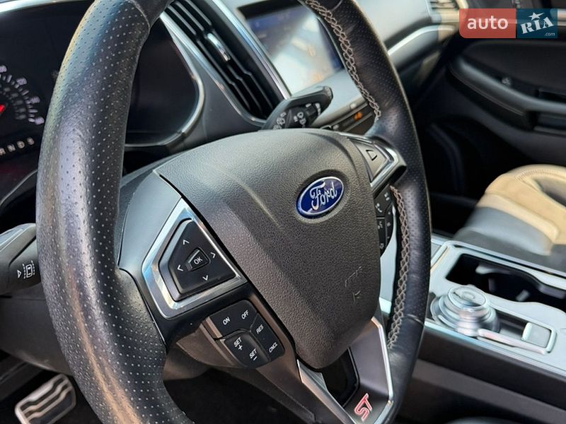 Внедорожник / Кроссовер Ford Edge 2019 в Киеве
