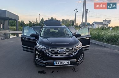 Ford Edge  2021