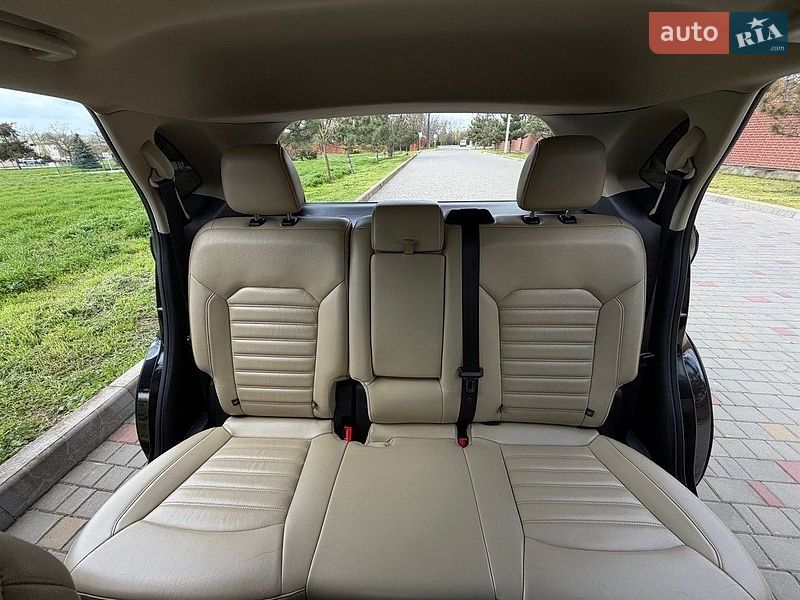 Внедорожник / Кроссовер Ford Edge 2015 в Измаиле