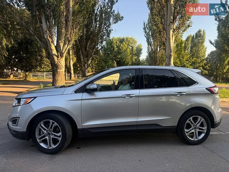 Позашляховик / Кросовер Ford Edge 2017 в Первомайську
