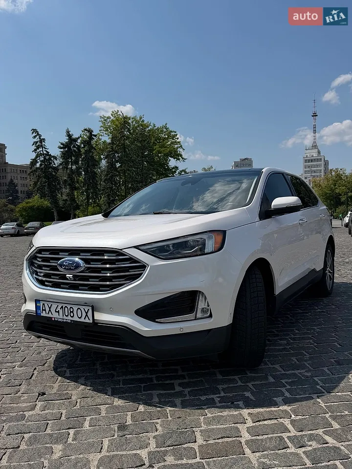 2019 Ford Edge - фото 1