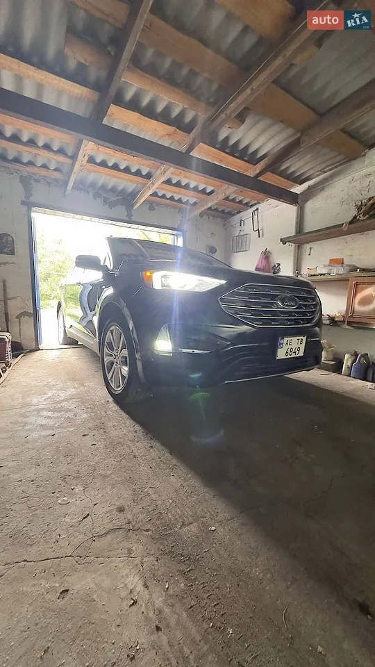 2019 Ford Edge - фото 1