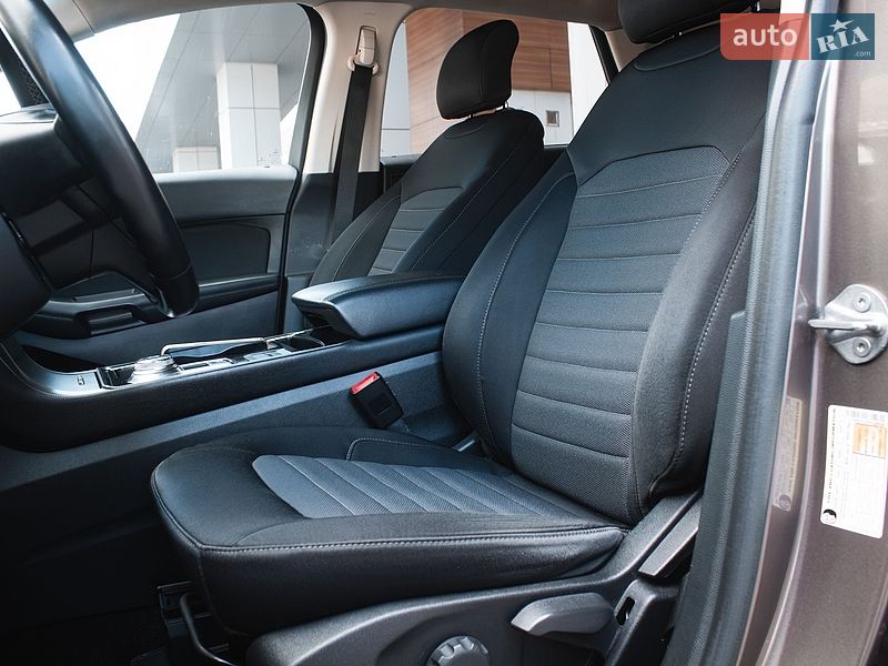 Внедорожник / Кроссовер Ford Edge 2019 в Киеве