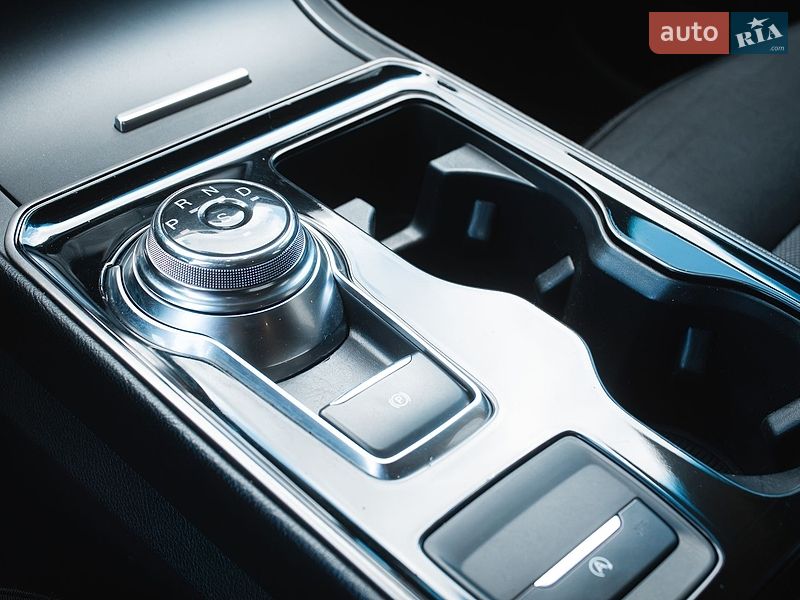 Внедорожник / Кроссовер Ford Edge 2019 в Киеве