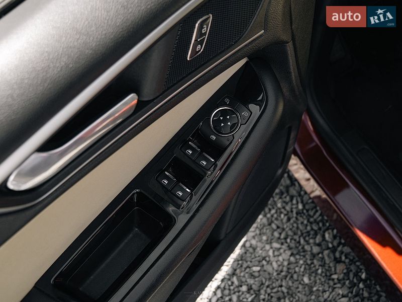 Позашляховик / Кросовер Ford Edge 2015 в Львові