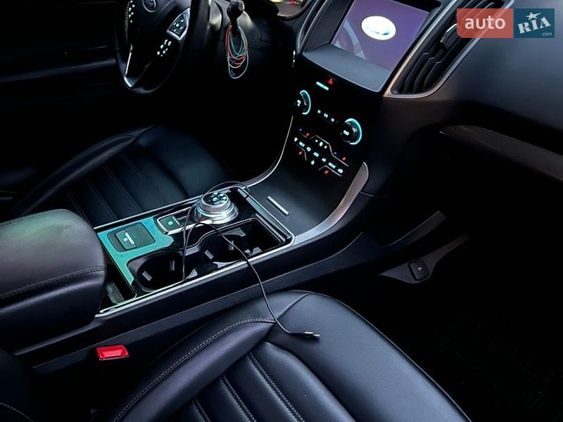 Позашляховик / Кросовер Ford Edge 2020 в Києві