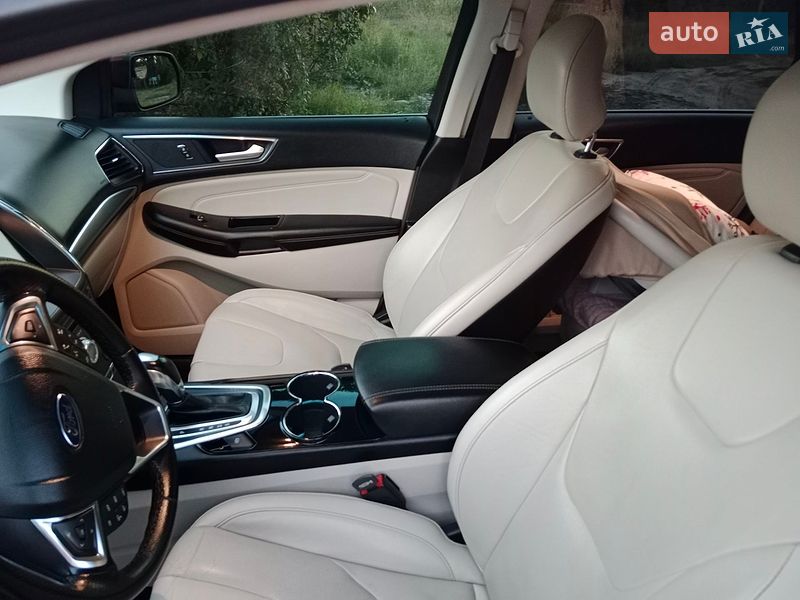 Внедорожник / Кроссовер Ford Edge 2017 в Новом Буге