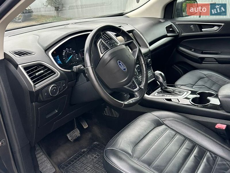 Позашляховик / Кросовер Ford Edge 2015 в Чернівцях