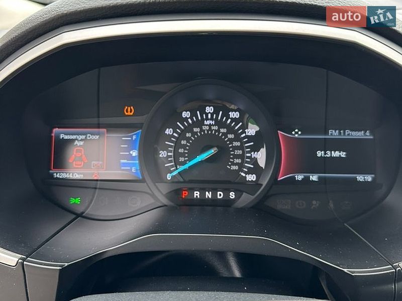 Позашляховик / Кросовер Ford Edge 2015 в Чернівцях