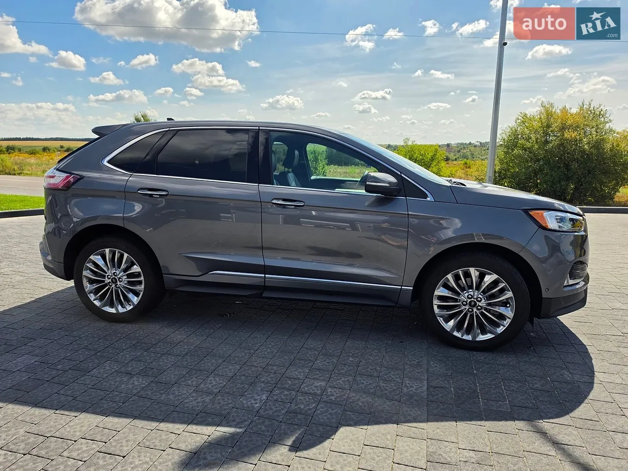 2021 Ford Edge - мініатюра 3