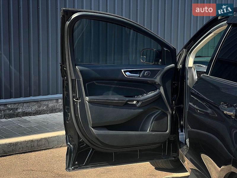 Позашляховик / Кросовер Ford Edge 2016 в Миколаєві