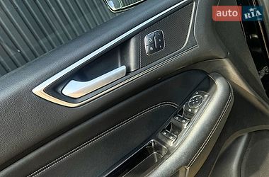 Позашляховик / Кросовер Ford Edge 2016 в Миколаєві