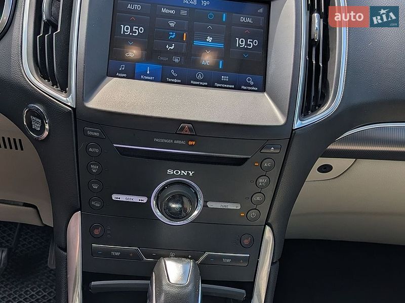 Внедорожник / Кроссовер Ford Edge 2016 в Киеве
