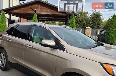 Ford Edge  2020