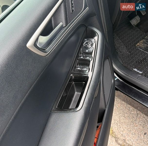 Внедорожник / Кроссовер Ford Edge 2019 в Чернигове