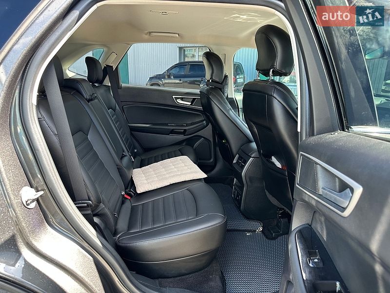 Позашляховик / Кросовер Ford Edge 2019 в Києві