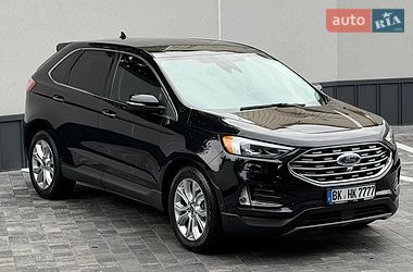 Позашляховик / Кросовер Ford Edge 2018 в Рівному