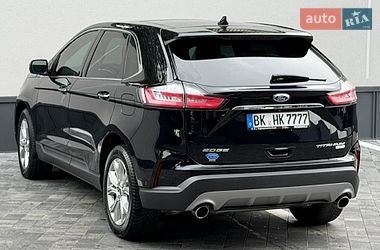 Позашляховик / Кросовер Ford Edge 2018 в Рівному