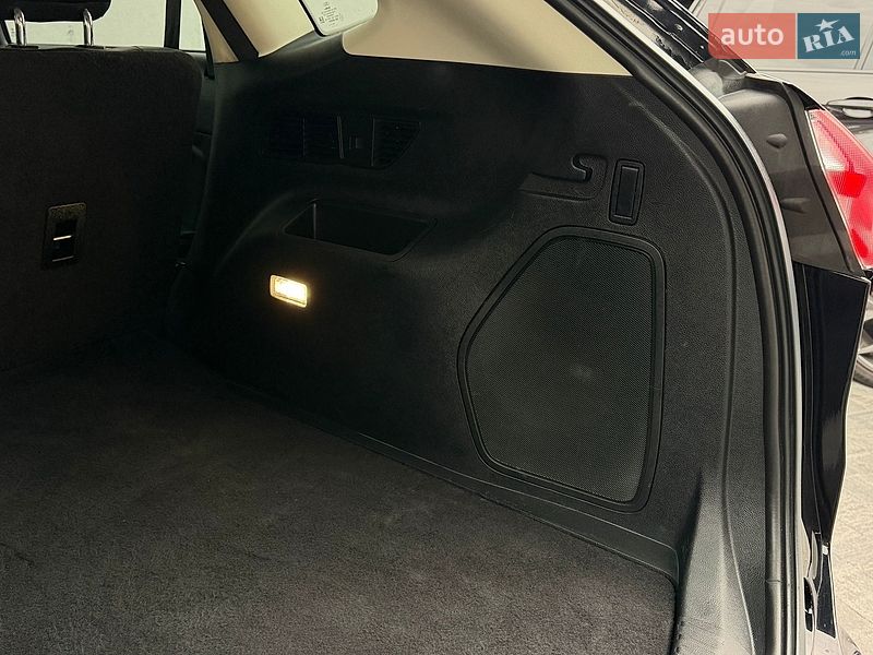 Позашляховик / Кросовер Ford Edge 2018 в Рівному