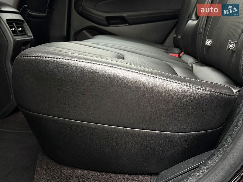 Позашляховик / Кросовер Ford Edge 2018 в Рівному