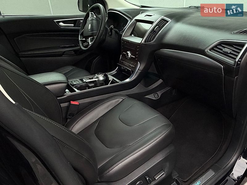 Позашляховик / Кросовер Ford Edge 2018 в Рівному