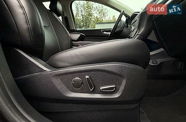 Позашляховик / Кросовер Ford Edge 2018 в Рівному