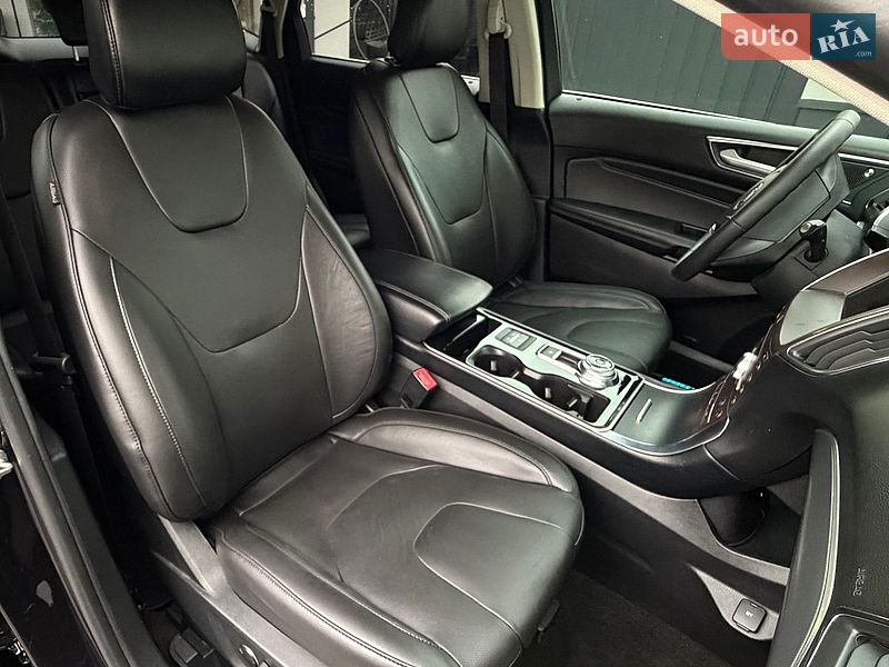 Позашляховик / Кросовер Ford Edge 2018 в Рівному