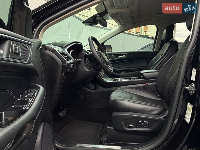 Позашляховик / Кросовер Ford Edge 2018 в Рівному