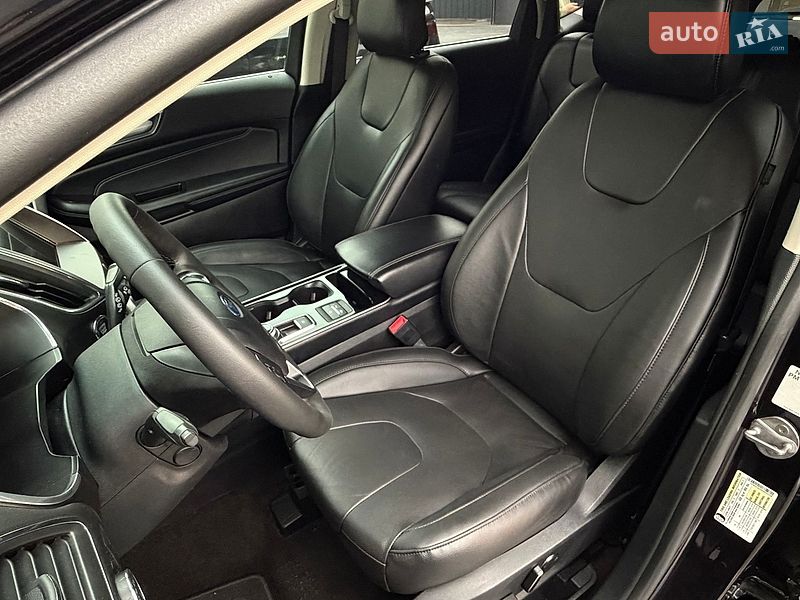 Позашляховик / Кросовер Ford Edge 2018 в Рівному