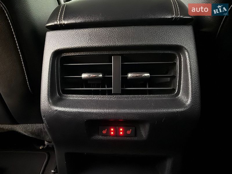 Позашляховик / Кросовер Ford Edge 2018 в Рівному