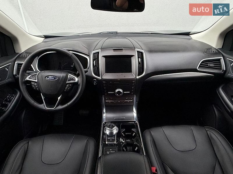 Позашляховик / Кросовер Ford Edge 2018 в Рівному