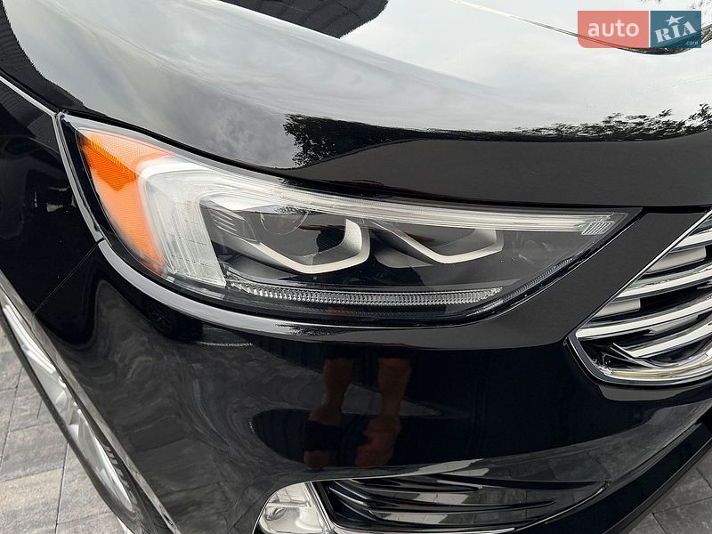 Позашляховик / Кросовер Ford Edge 2018 в Рівному